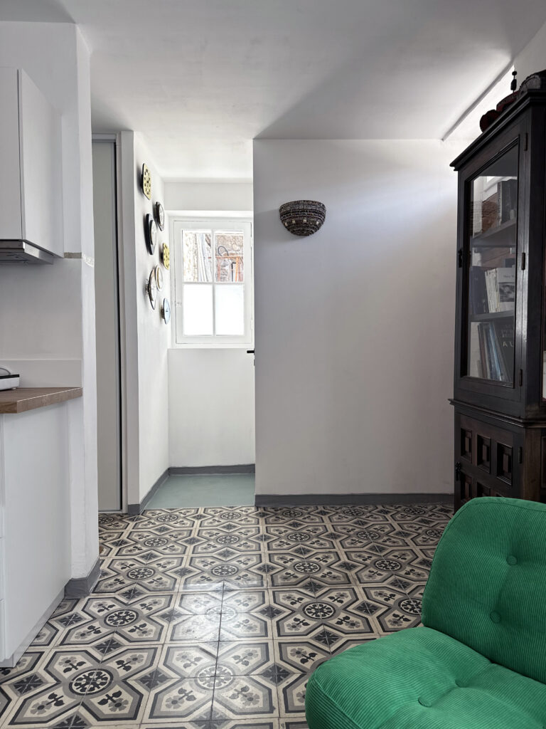 Entree Renovee Architecte Interieur Aix-en-provence